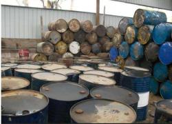 從合肥陸先生收購500公斤廢機油